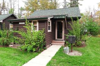 Cozy Michigan Cabin Getaway in Huron National Forest - Five Corners - 0