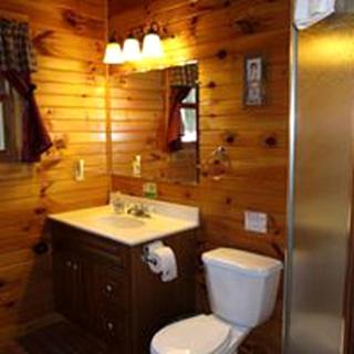 Cute Cabin with Private Hot Tub for Amazing Hiking Vacations near Cook Forest, PA - Sigel - 9