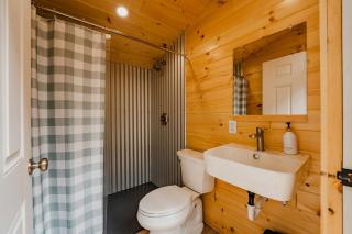 Luxury Group Safari Tent Complete with Firepit and Patio, Perfect for a Weekend Escape to the Adirondacks - Corinth - 5