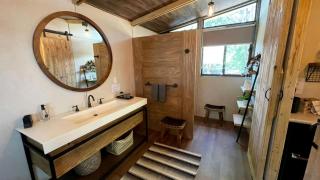 Cozy Texan Cabin, Perfect for a Weekend Getaway - Bastrop - 0