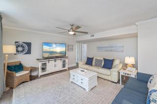 2061-Fall Deal! Shoreline Towers Beach Condo + Free Beach Setup - 9