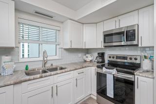2061 Shoreline Towers Beach-Free Beach Setup - Destin - 5