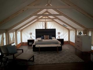 Awesome Lake Bastrop Accommodation for Texas Getaways - Bastrop - 0