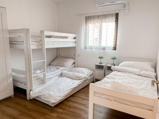 הבית על הנוף במושב רמות - Moshav Ramot - 4