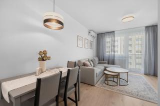 Brand New, Parking for Fee, Cozy - Bratislava - 2