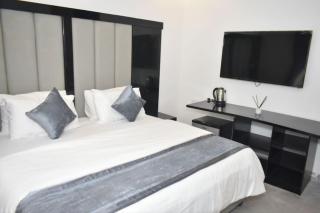 JADA HOTELs AND SUITS VICTORIA ISLAND LAGOS - Lagos - 0