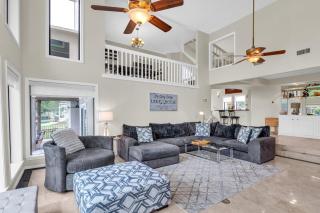 Lakefront Retreat with Pool, Hot Tub & Dock home - Montgomery - 9