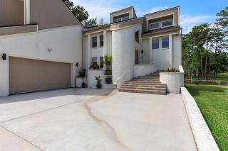 Lakefront Retreat with Pool, Hot Tub & Dock home - Montgomery - 3