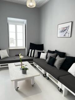 Sunrise Getaway w Sea Views - Andros - 7