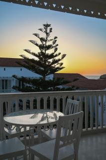 Sunrise Getaway w Sea Views - Andros - 0