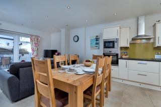 Finest Retreats - The Boat House - Filey - 0