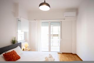Elegant 3-Bedroom Retreat in the Heart of Kolonaki - Atene - 6