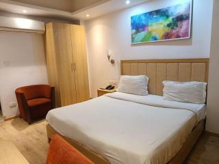 Hotel Surya - Lucknow - 6