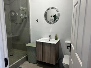 BEACHees - cute central cottage - Kleinmond - 8