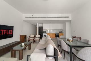 VayK - Elegant 1BR with Beach Access - 6