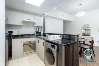 1BR Cozy and Bright Dubai Marina - 6