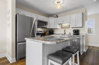 The Salty Pelican townhouse - Atlantic Beach - 5