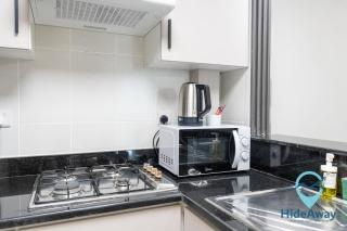 1BR Cozy and Bright Dubai Marina - 1