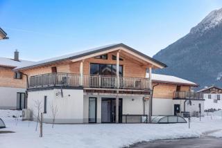 Luxalps- Chalets Inzell- Sauna- Skifahren- Wandern- Natur- Chiemgau Card - Chalet No 8 & 16 mit Hot Pot - 5