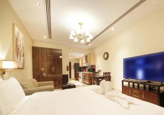 Elite Downtown Stay with Gym, Pool near Dubai Mall - 7