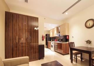 Elite Downtown Stay with Gym, Pool near Dubai Mall - 2