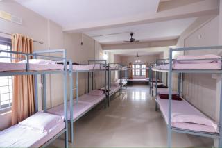 Hotel WINTERGATES - Padinjarathara - 3
