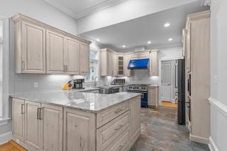 Posh Pelican home - Atlantic Beach - 8