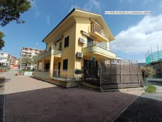 Bilocale sul mare con accesso alla spiaggia - Marina di Andora - 0