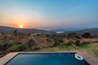 CosmicStays The Sundown Private Pool Villa near Pawna Lake - 0