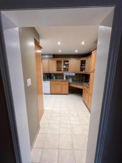 Bramalea City Centre BNB-Full Privacy,24X7 Checkin - Brampton - 3