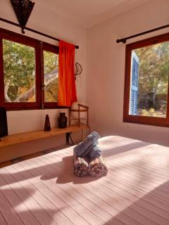 Studio Migjorn, immerso nel verde a pochi passi dal mare - Es Caló - 4
