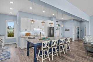 Straits Serenity home - Gloucester - 1