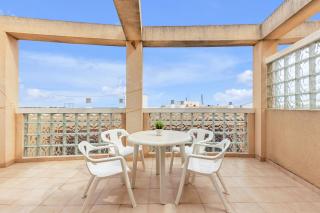 Marina Vibes apartment with pool - 6