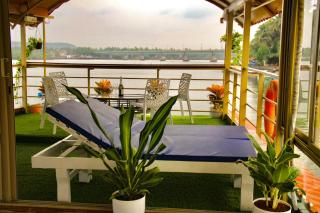 Luxury 3BHK Floating Villa in North Goa - Agarvado - 5