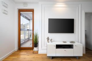 Golden Apartments Warsaw - Luxury Stay on Grzybowska 85-200 - 4