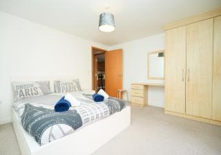 Luxury Two Bedroom Apartment Liverpool City Centre - Liverpool - 7