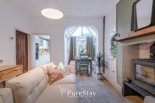 Beautiful 5Bedroom House in Chester Centre Sleeps 12 by PureStay - Chester - 5