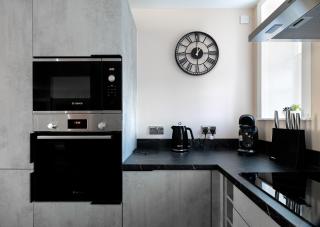 Castle Street Apartments - Luxury Scalpsie Apartment - 6