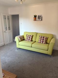 Valeries House 4 Bed 2 Bath close to beach - Gorleston-on-Sea - 7