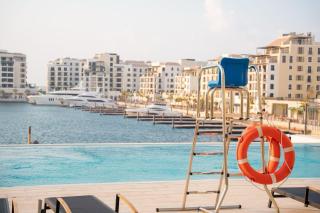Ocean Breeze Haven at La Mer 1BR - Al Khobar - 4