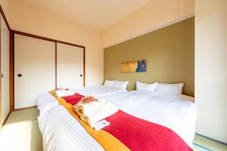 Newly opened Hotel 3-2 Baika Family friendly Free parking 10 minutes to USJ - Osaka - 5