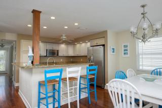 The Salty Dog W Private Pool, Well Stocked - Anna Maria - 6