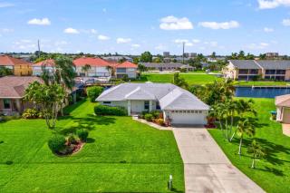 Grill Out By The Pool! - Cape Coral - 7