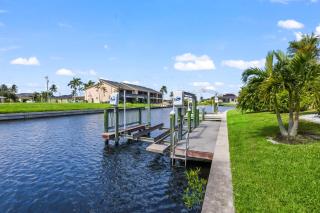 Grill Out By The Pool! - Cape Coral - 5