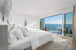 Private beach on a fenced in property sunset views - Hampton Bays - 0