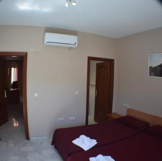 Hostal Alamare - 7