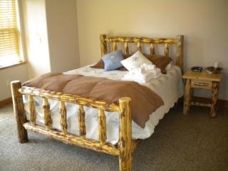 Close To Everything Newly Built With Games Room - 2