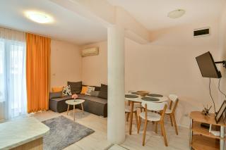 Central Paradise - free parking - Varna - 5