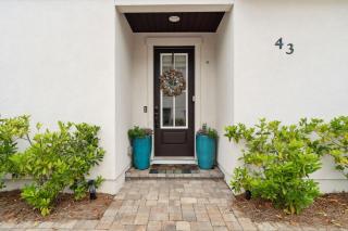 Bubbles By The Sea With Low-Speed Vehicle - Destin - 4