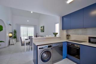 Aphrodite Gardens Stunning Villa by VICHY Holidays - 1